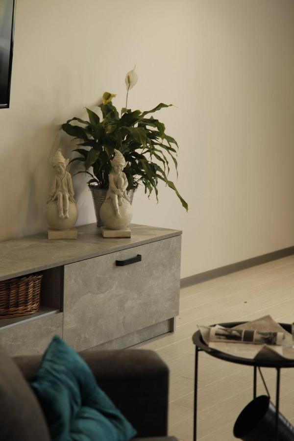 Uzhorod 3 Room Lovely House Esterno foto