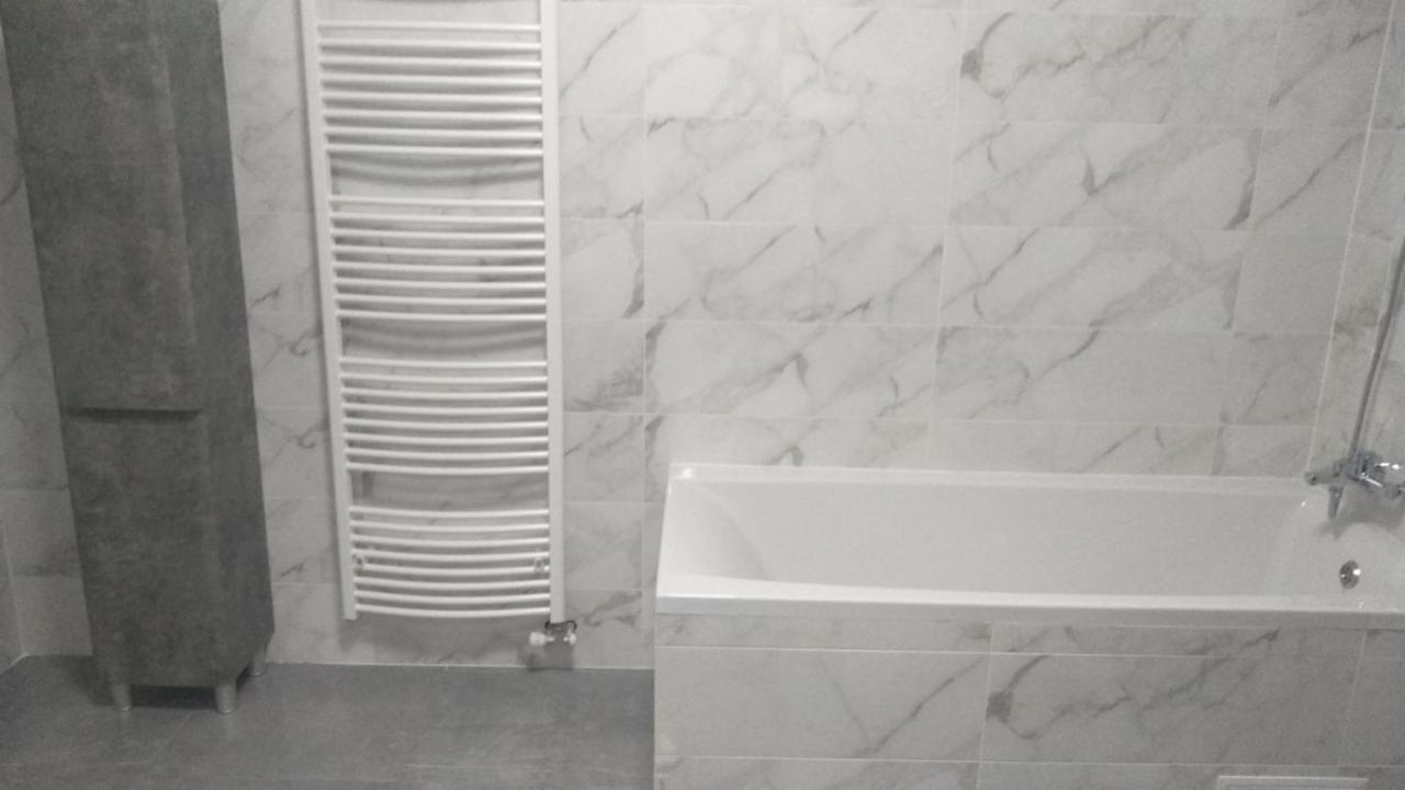 Uzhorod 3 Room Lovely House Esterno foto