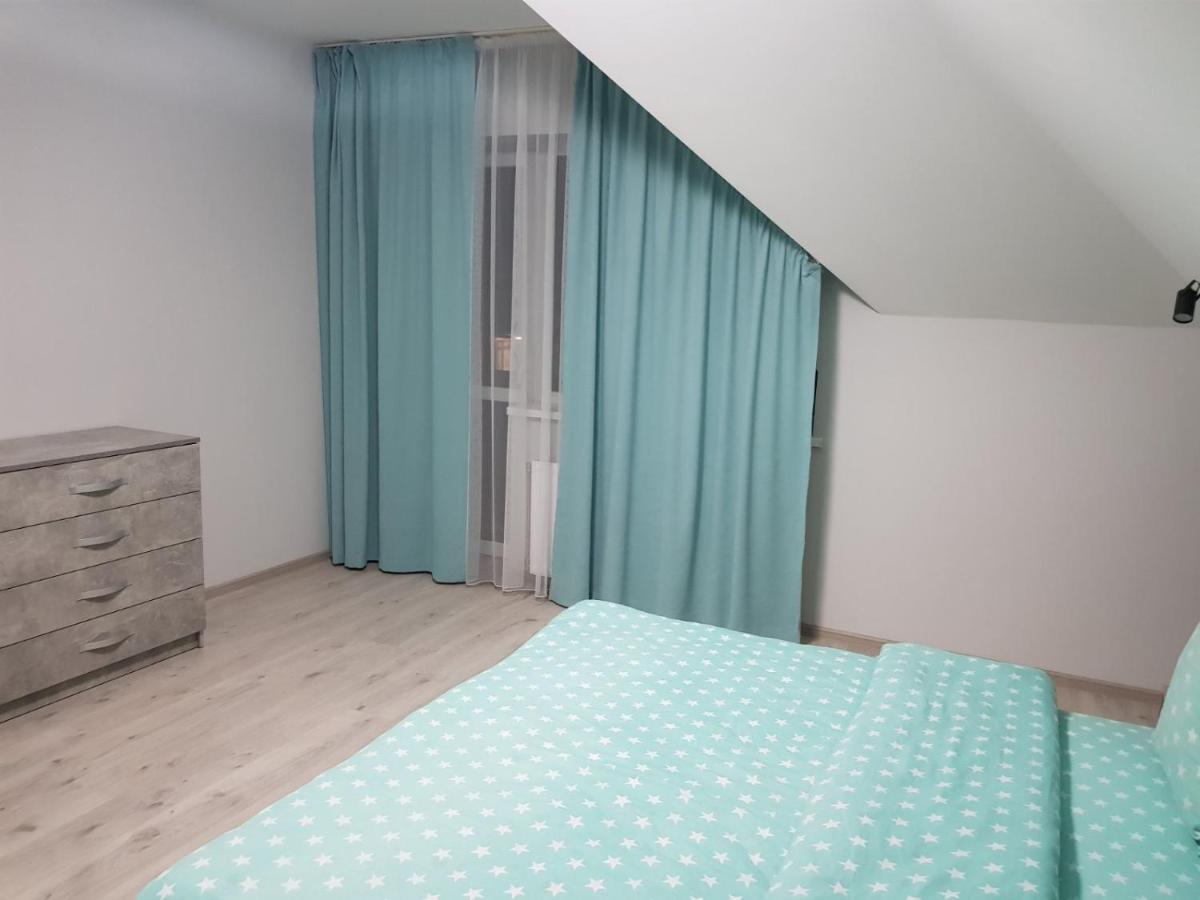 Uzhorod 3 Room Lovely House Esterno foto